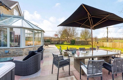 Wendlebury Cottage | 5 Bed in Bicester (oc-87367)