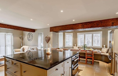 South Milford Cottage | 5 Bed in Leeds (oc-91355)