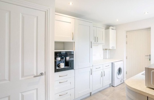 Tealby Cottage | 5 Bed in Market Rasen (oc-78678)