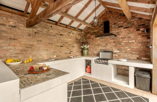 York Cottage | 5 Bed in Murton, York (oc-c37887)