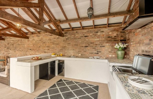 York Cottage | 5 Bed in Murton, York (oc-c37887)