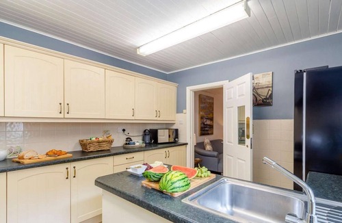 Richmond Cottage | 5 Bed in Richmond (oc-81390)