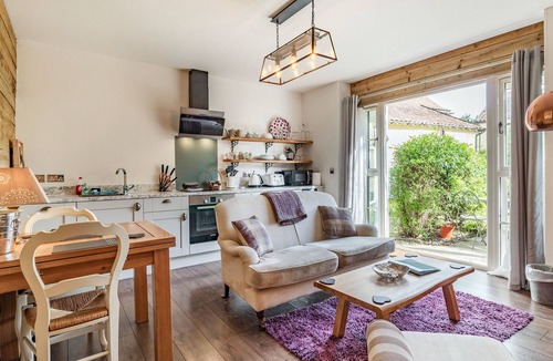 Saham Toney Cottage | 5 bedroom accommodation in Saham Toney
