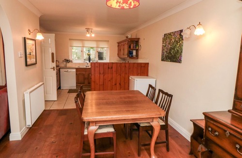 Lockton Cottage | 5 Church View