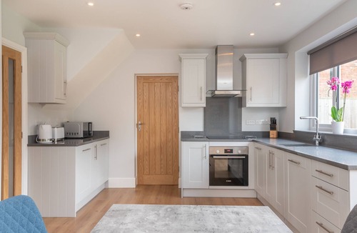 Heworth House | 51 Main Avenue · Luxurious Modern York House with Garden & Parking - Pass the Keys