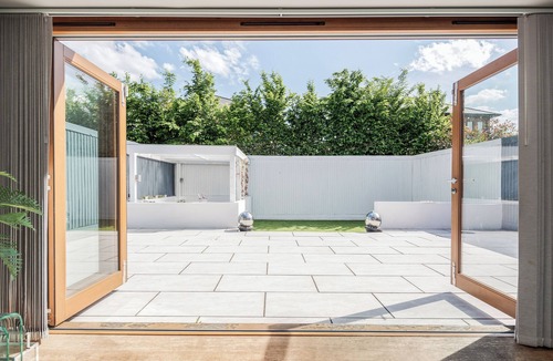Harold Wood Villa | A BEAUTIFULLY DESIGNED LUXURIOUS TOWNHOUSE