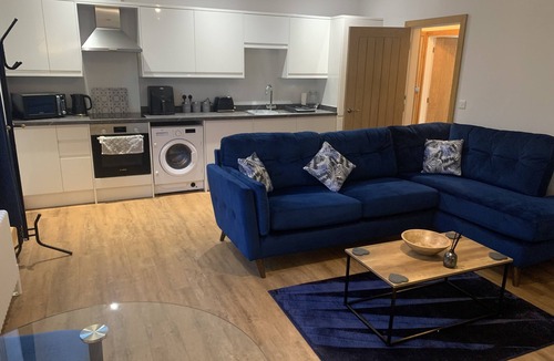 Royston Apartment | A Lovely One Bedroom Apartment - Centre of Town