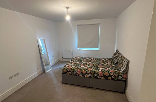 Abbey Wood Apartment | Abbey Nest - 1 Bedroom
