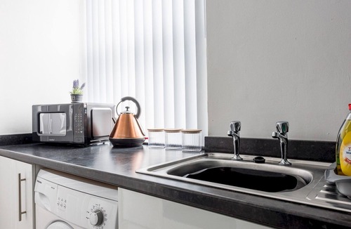 Hartlepool Apartment | Abdiel 6 · Stylish 1st-Floor Retreat by Hartlepool Marina - Pass the Keys