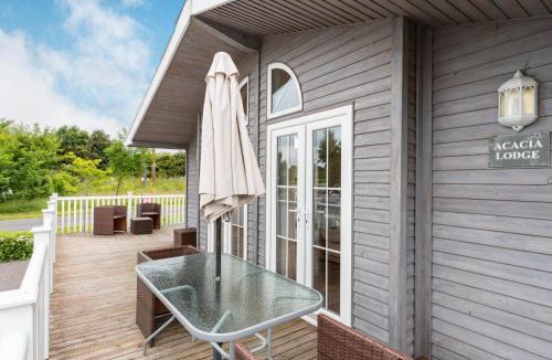 Willington House | Acacia Lodge