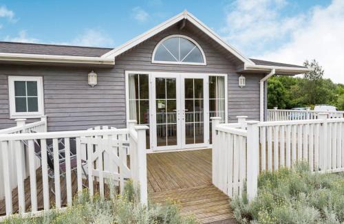Willington House | Acacia Lodge