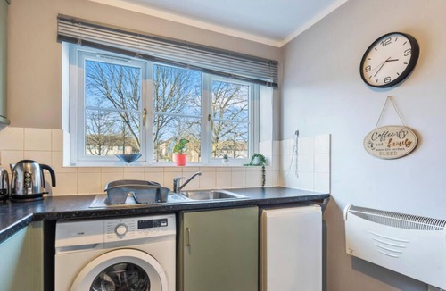 Nottingham House | Adele`s Central Stay