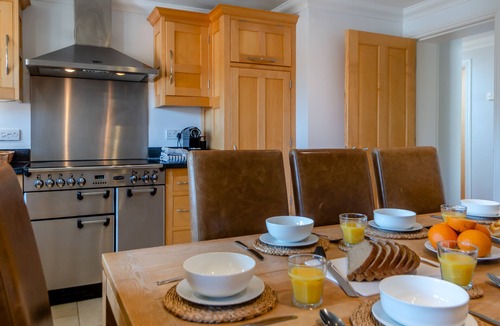 Thornham House | Admirals Lodge - Five Bedroom House, Sleeps 10