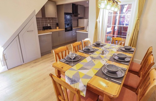 Sutton-on-Sea Cottage | Alford Road