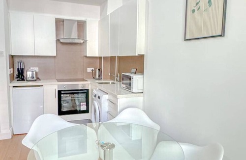 Lancaster Gate Apartment | Amazing 1Bed Hyde Park