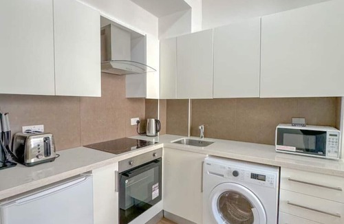 Lancaster Gate Apartment | Amazing 1Bed Hyde Park