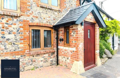 Amesbury Apartment | Aparotel