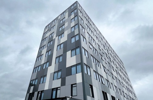West Bromwich Apartment | Apartment-Standard-Valley view