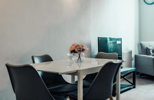 Kirkheaton Apartment | Apartments-DealHouse