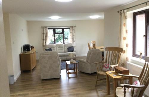 North Wheatley Apartment | Applewood