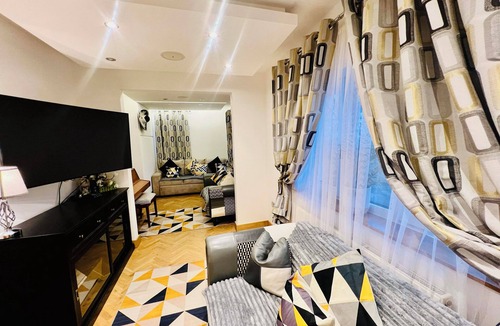 Hillsborough House | Arnie’s Stylish 5-bedroom home arranged over three floors.