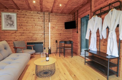 South Luffenham Cabin | Badger's Burrow, Edith Weston