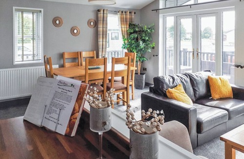 Langworth Ski Chalet | Barlings Retreat Lodge