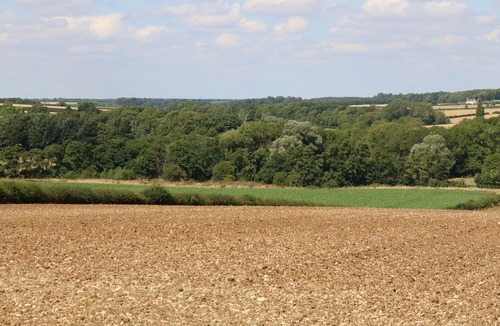 Barnsdale Cabin | BARROWDEN, pet friendly, with open fire in Exton, Rutland