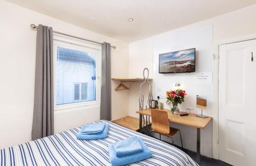 West Cliff House | Beach House