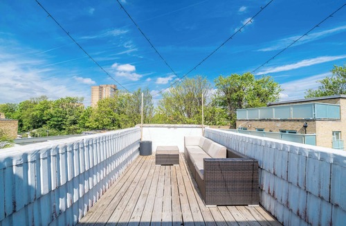 St. Mary's Park Apartment | Beautiful 2 bed flat near Battersea park