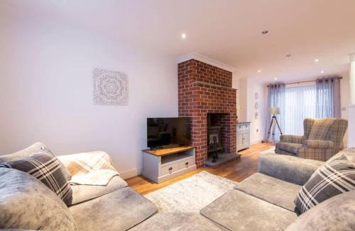 Durham House | Beautiful Cottage in Durham with Pool Table