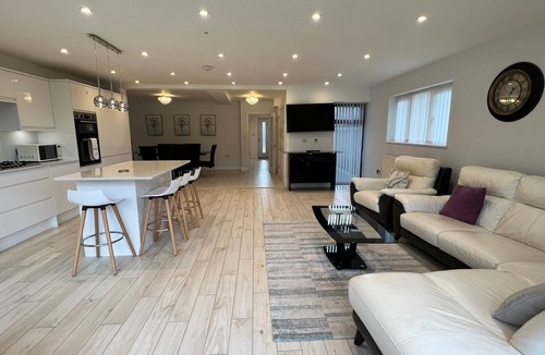 Headington House | Beautiful home in Oxford