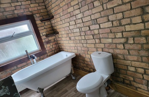 Oadby House | Beautiful house suitable for up to 7 people close to Stadium, hospitals & UNI