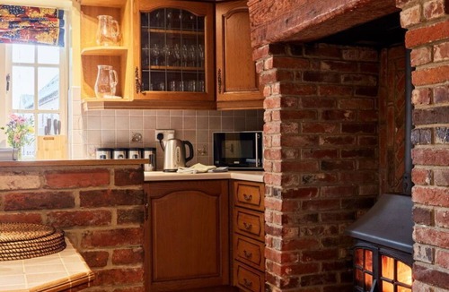 Dalbury Lees House | Beautiful villa for 10 guests with WIFI and TV