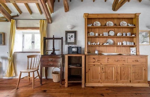 Launceston House | Beautifully Converted Barn on Organic Farm on the Cornwall Devon Border
