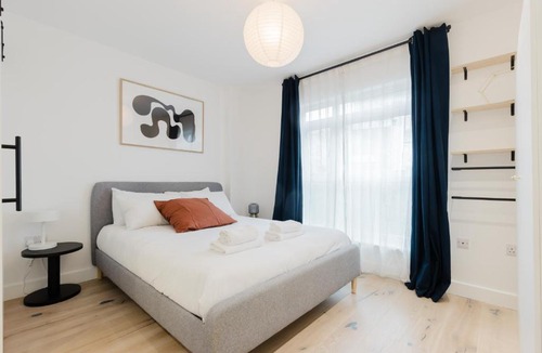 Hackney Central Apartment | Beautifully Curated 2BD Flat Heart of East London