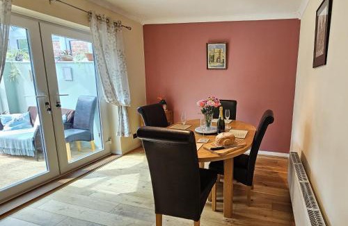 Heworth House | Beckside - Peaceful Garden House