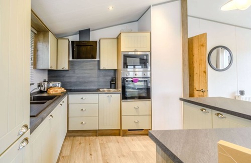 Carlton Miniott Cabin | Beech Waterside Spa, Thirsk