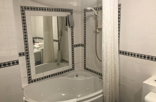 Corby Hotel | Best Western Rockingham Forest Hotel