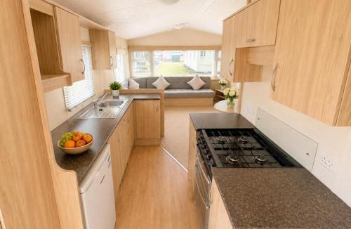 Great Houghton House | Billing Aquadrome Holiday Park 2-bed Caravan