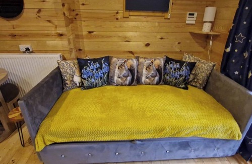 Mablethorpe Cabin | Birdsong lodge Dog Friendly Nr Sutton on Sea