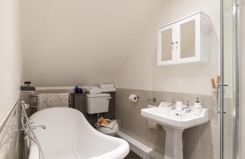 Easington House | Blackgill Lodge