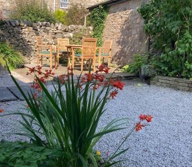 Giggleswick House | Bluebell Cottage in the Yorkshire Dales