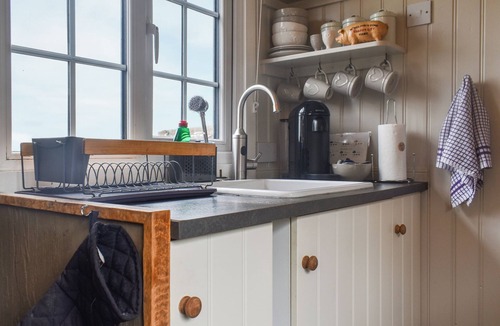 Barnoldswick Apartment | Bracken Hut at Copy House Hideaway