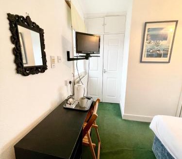 Frampton House | Bramley House
