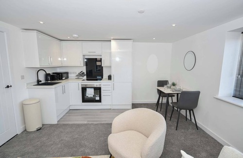 Hull Apartment | Bright & Spacious 1 Bed Apartment in Centrall Hull