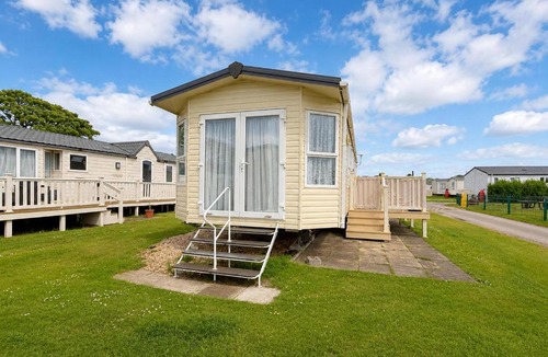 Louth House | Brilliant 6 Berth Caravan For Hire At Sunnydale Park In Skegness Ref 35076Af