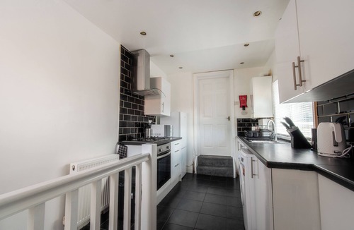 Gateshead Apartment | Business Apartment |Parking| Wifi |Near Metro Centre