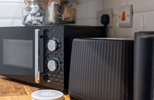 Leeds Apartment | Business Travel Stay by Kirkstall Centre
