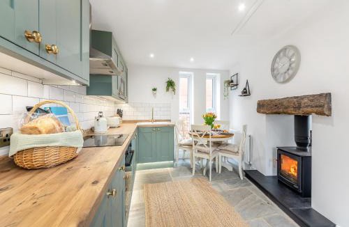 Redcar House | Bute Cottage